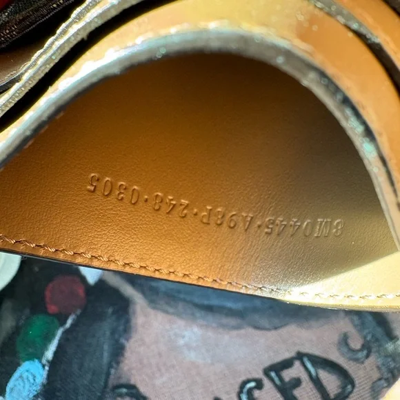 Fendi Tan and Black Key & Card Holder - Picture 2 of 4